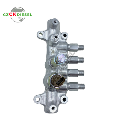 4HK1 Hitachi Excavator ZX200-3 ZX210-3 için Common Rail Montajı 095440-0350 8-97306063-4 8973060634