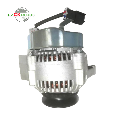 Alternatör 600-861-3610 101211-7960 600-861-3611 Motor 4D95 Ekskavatör PC100-8MO ND205 PC60-8 için